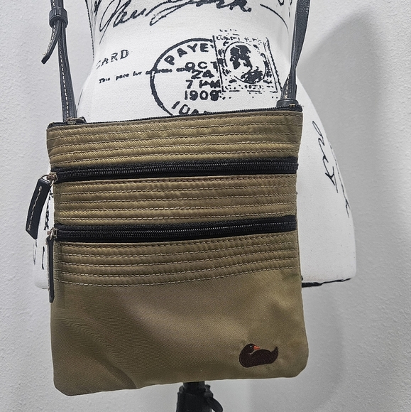 Dooney & Bourke triple zip crossbody bag - Picture 1 of 11